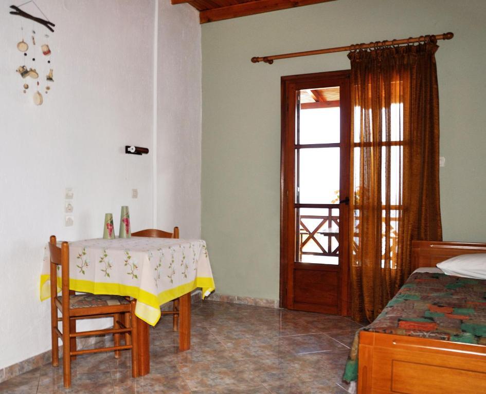 Pension Andromeda Patitiri  Room photo