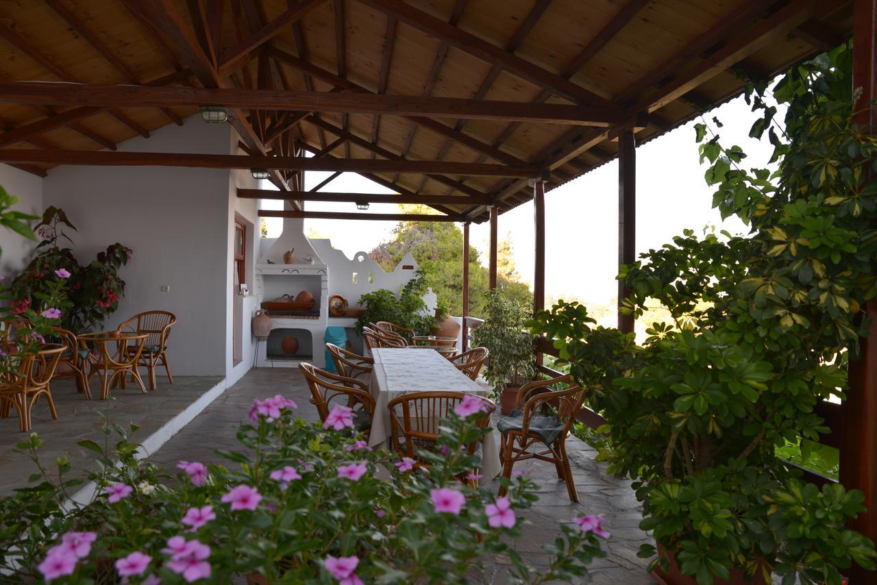 Pension Andromeda Patitiri  Exterior photo